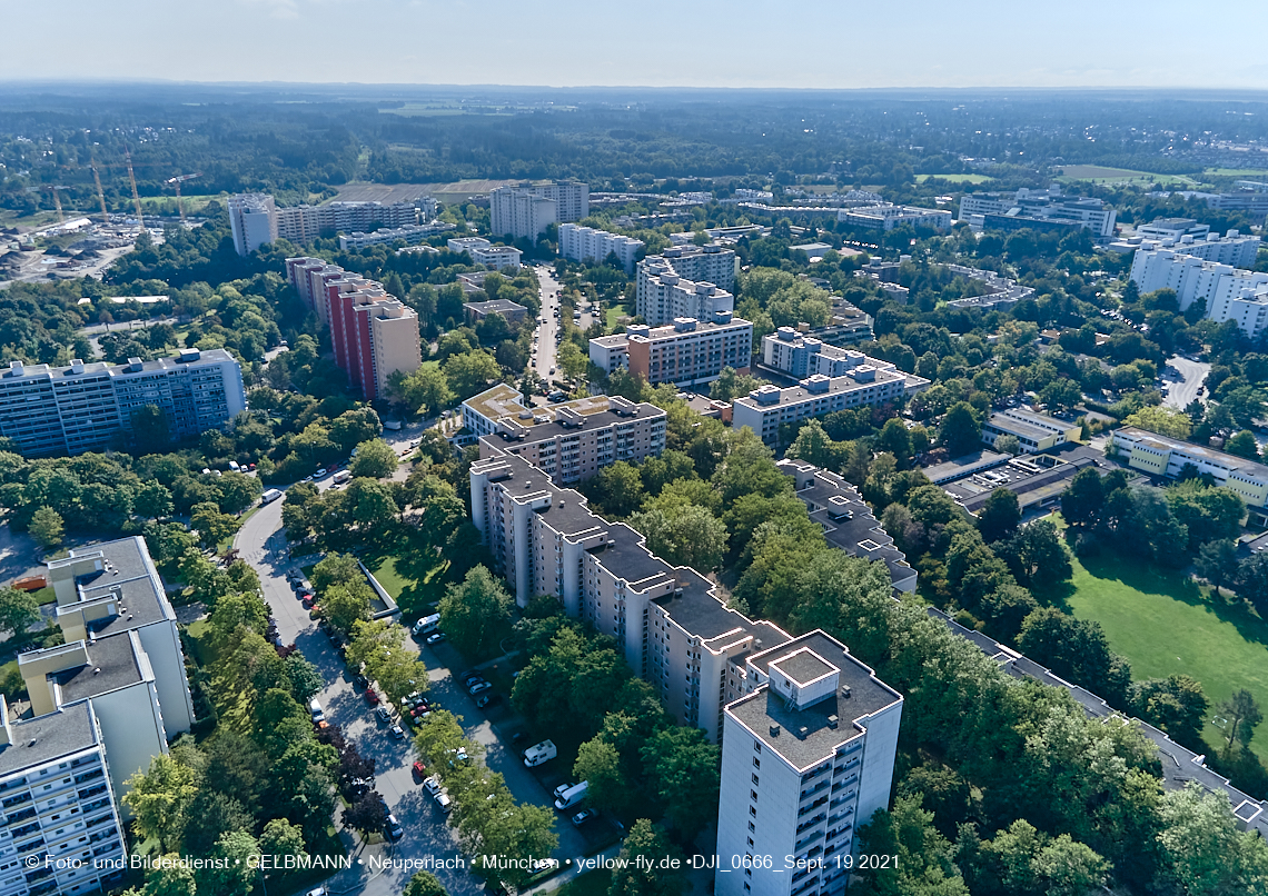 19.09.2021 - Wohnanlage Annette-Kolb-Anger und Umgebung in Neuperlach 